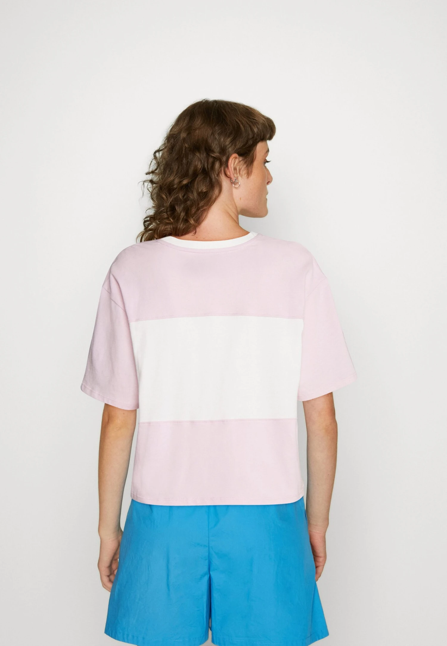 Ugg Jordene Logo Tee - Print T-Shirt - Dusty Lilac - Image 3