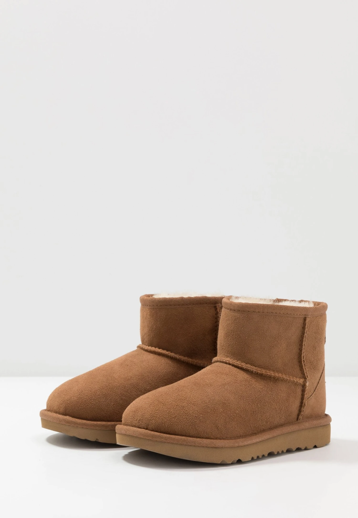 Ugg Classic Mini Ii Unisex - Classic Ankle Boots - Chestnut - Image 7