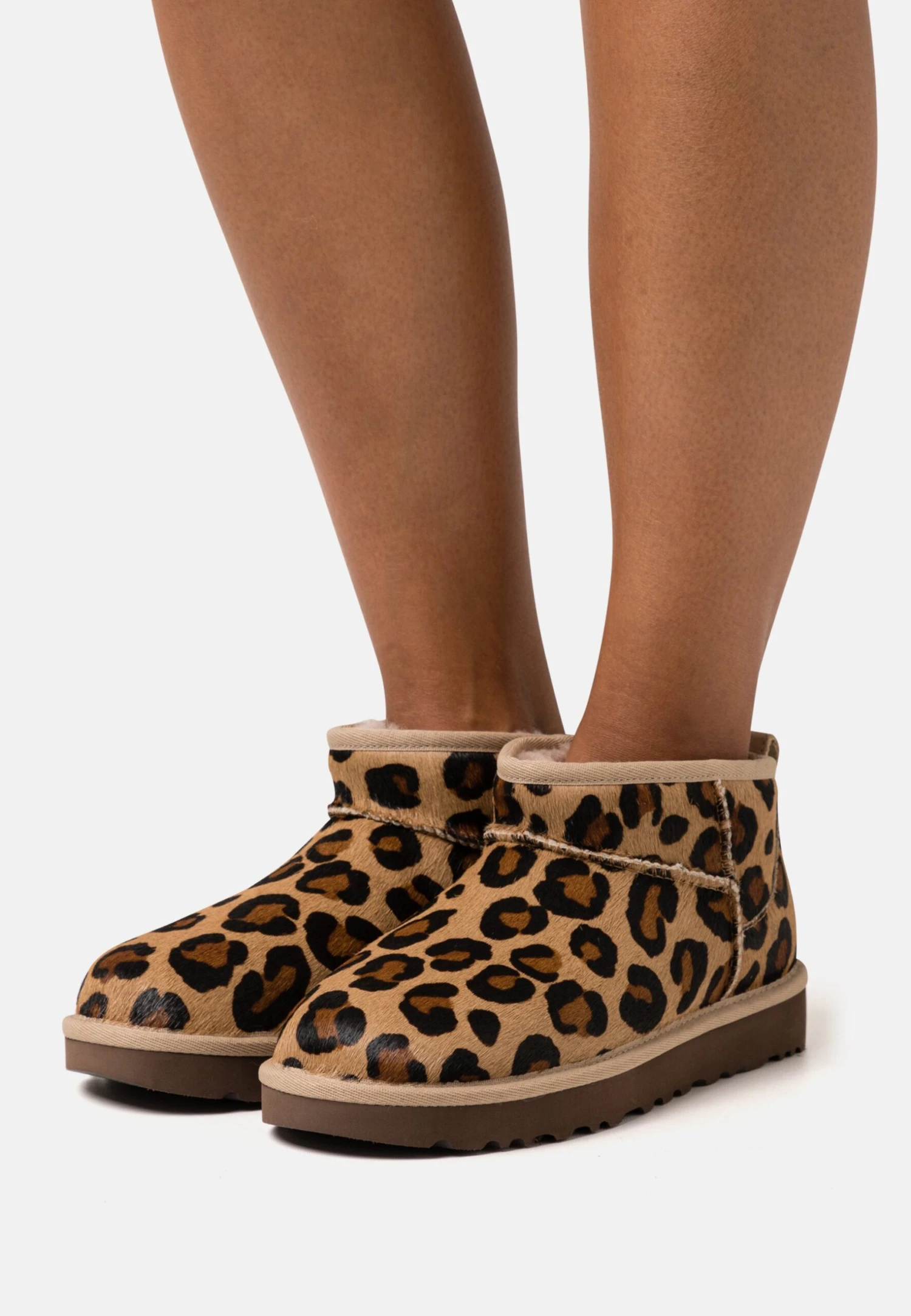 Ugg Classic Ultra Mini Spotty - Winter Boots