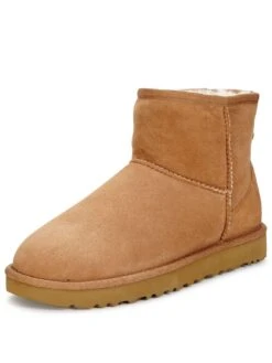 UGG Classic II Mini Boot - Chestnut