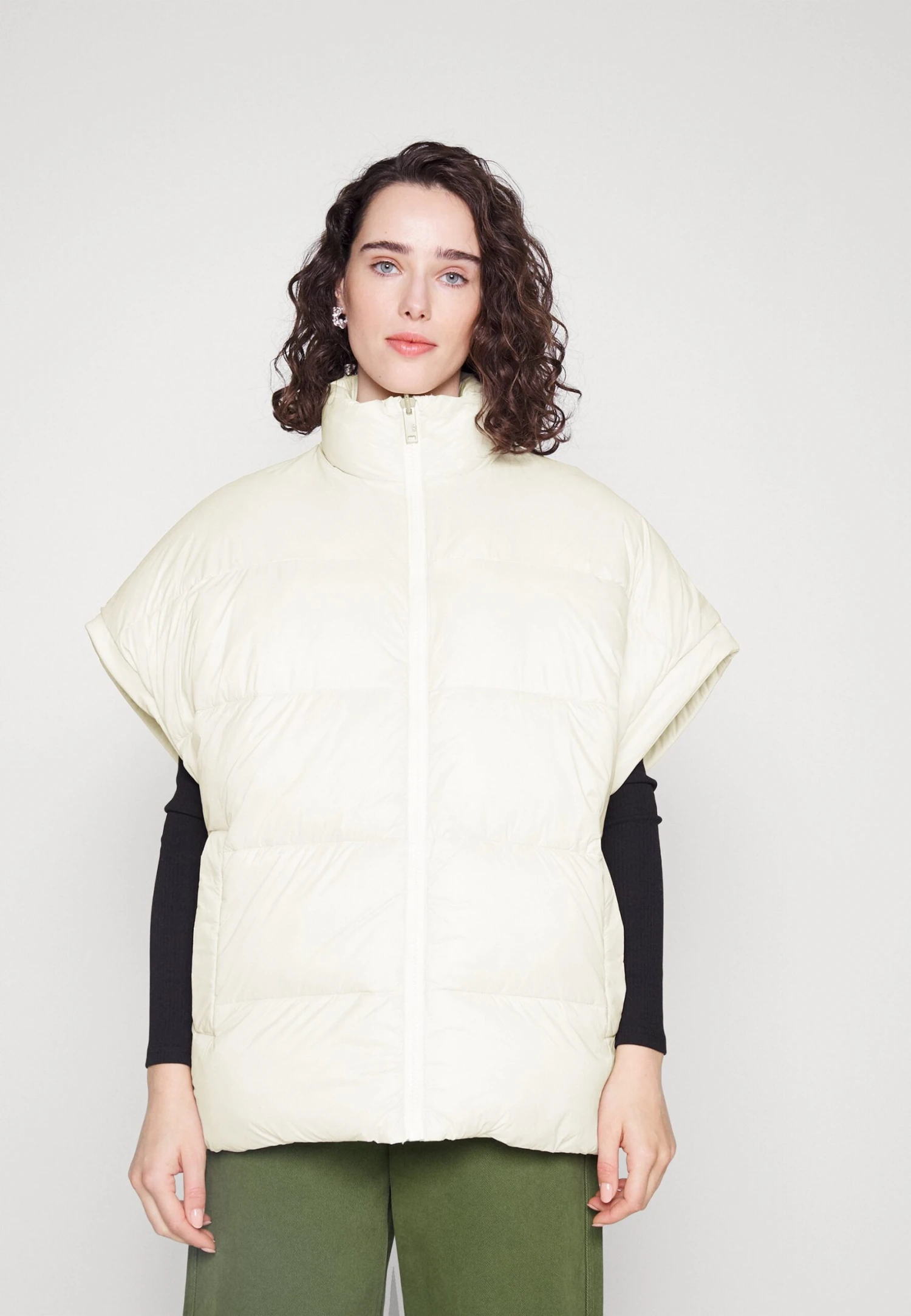 Ugg Sydnee Reversible Puffer Vest - Waistcoat - Nimbus/Antique - Image 3