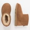 Ugg Classic Mini Ii Unisex - Classic Ankle Boots - Chestnut