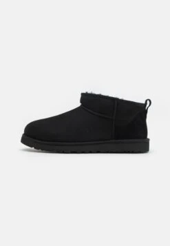 Ugg Classic Ultra Mini - Classic Ankle Boots - Black