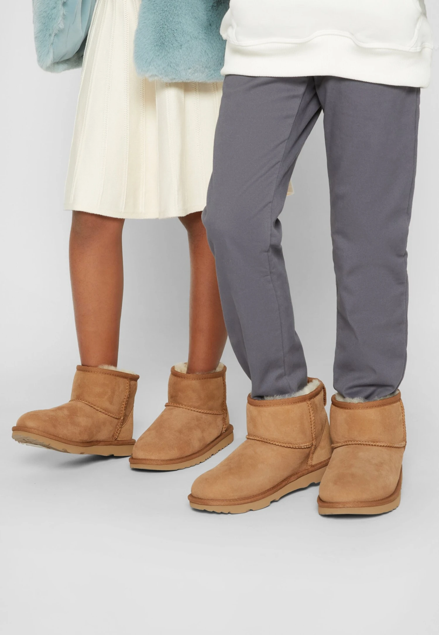 Ugg Classic Mini Ii Unisex - Classic Ankle Boots - Chestnut - Image 6