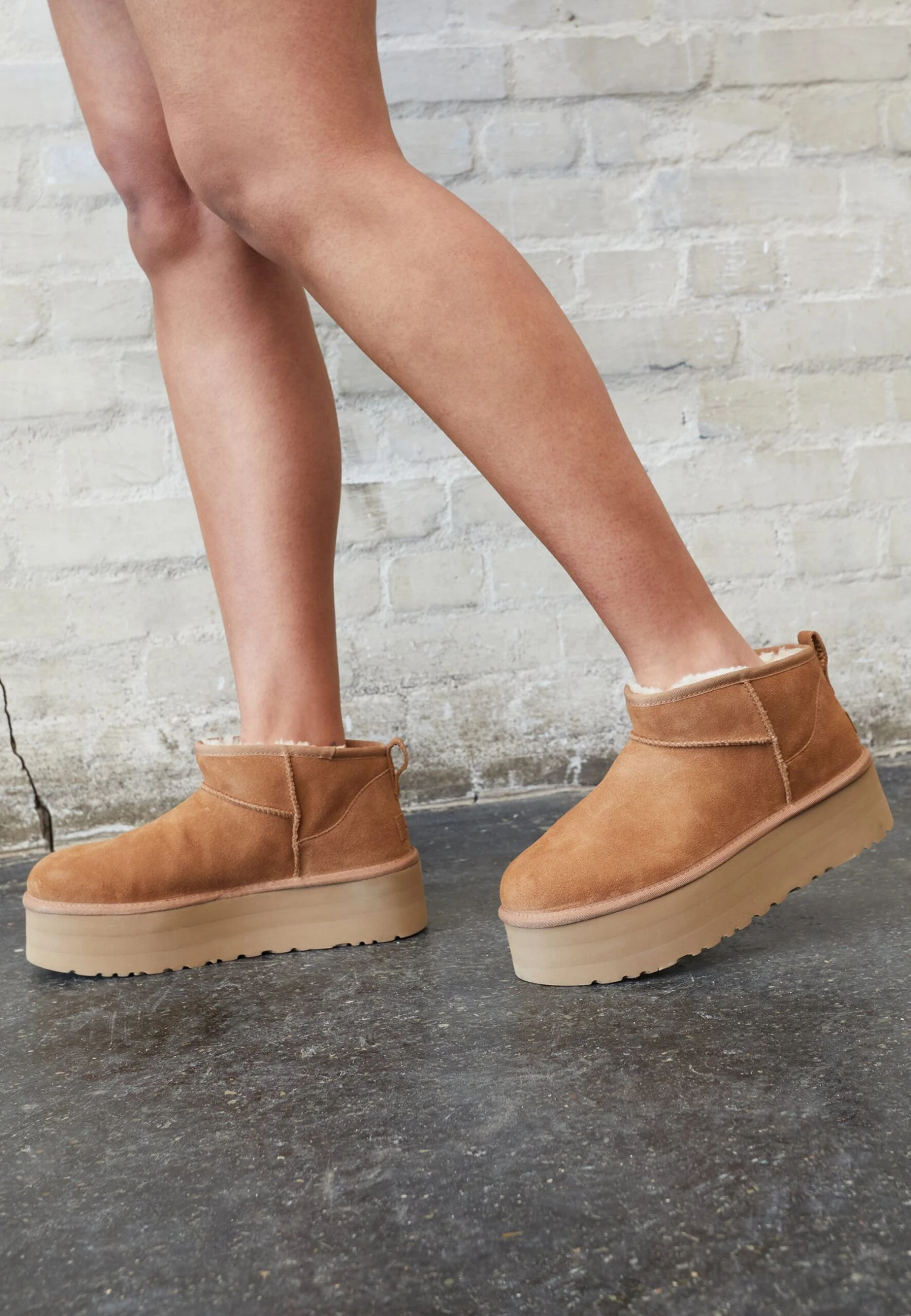 Ugg Classic Ultra Mini Platform - Ankle Boots - Image 2